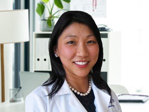 Dr. Jasmine Yun